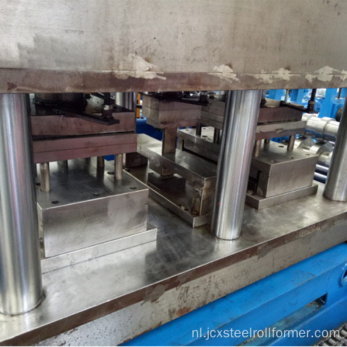 W Beam Guard Rails rolvormen machine